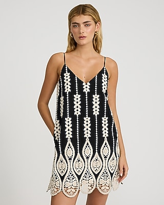 ワンピース Poplin Flower Emb V Neck Dress Poplin Flower Emb V Neck Dress