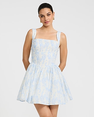 open lace back dress The Bradford Exchange Belle of the Ball Disney's All Decked Out for th –  RCE Global Solutions main image 0