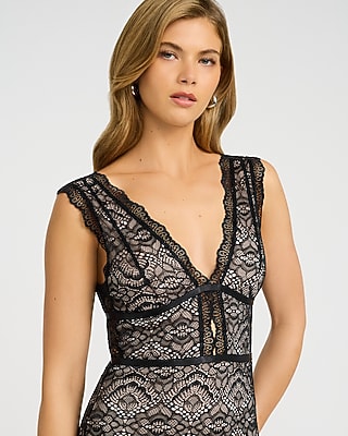 EXPRESS x bebe Lace V-Neck Strappy Mini Sheath Dress