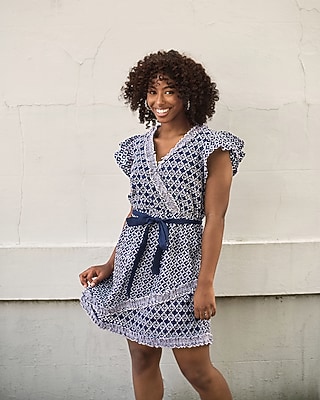 Printed Lace Trim Belted Wrap Dress | Express 