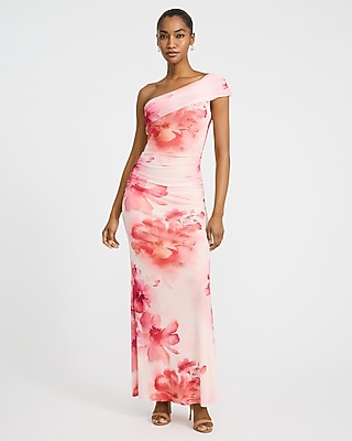 fashion express dresses Express Invites You to "Dress to Express" with Launch of New Brand Platform