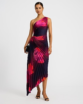 prom dresses classy Primavera Couture 4523 Beaded Slit Long Formal Dress From Basic to Ballerina Rossie Model is 59 Occasions Size:Custom made size to UK