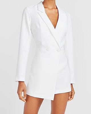 white long sleeve blazer