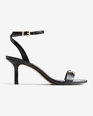 ツェルト Women's Birdee Slashed Pump in Red | Alexander McQueen US