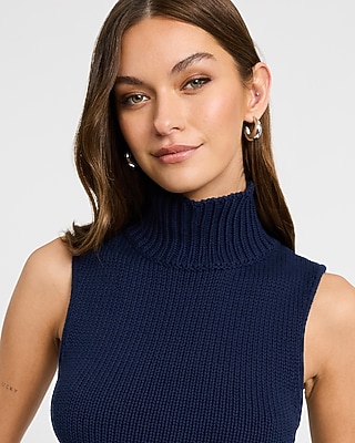 Express X Sarah Jane Nader | The Backstage Tank | Express