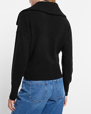 Collared V-Neck Long Sleeve Sweater