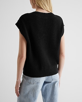 Cable Knit V-Neck Sweater Vest