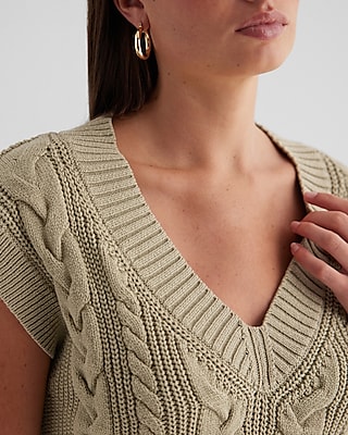 Cable Knit V-Neck Sweater Vest