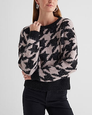 Houndstooth Fuzzy Knit Crew Neck Sweater | Express