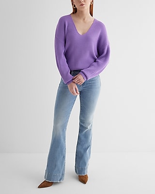 Relaxed Ribbed V-Neck Sweater