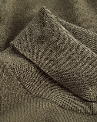 Turtleneck Cropped Sweater