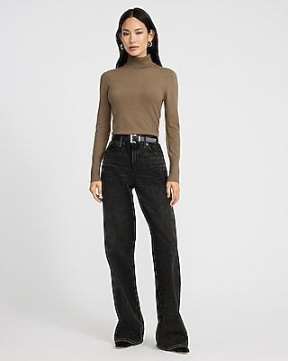 Airy Soft Turtleneck Cropped Sweater