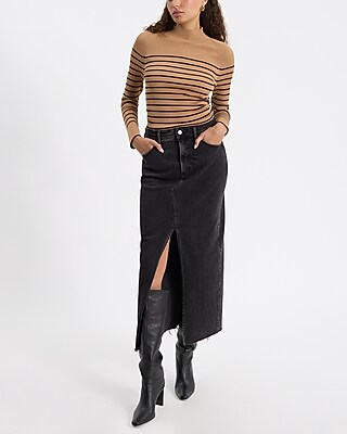 Fitted Striped Ribbed Mock Neck Sweater