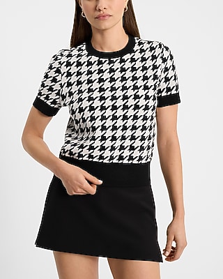 Skimming Houndstooth Short Sleeve Sweater Tee
