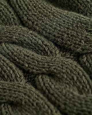 Cable Knit Crew Neck Sweater