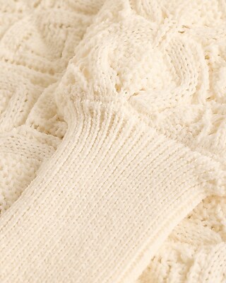 Open Knit Textured Pattern Crew Neck Sweater