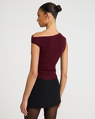 Fitted Off The Shoulder Sleeveless Sweater