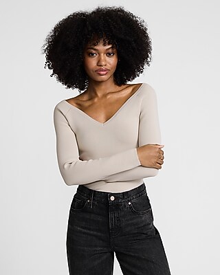 Crepe Knit Body Contour V-Neck Sweater
