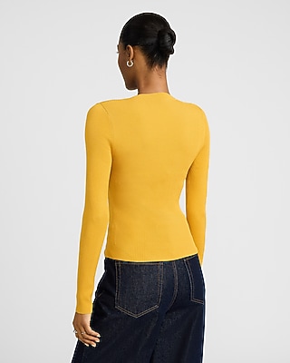 Fitted Ribbed Crew Neck Sweater