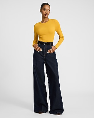 Fitted Ribbed Crew Neck Sweater