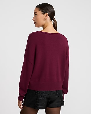 Relaxed V-Neck Sweater Ultrasoft