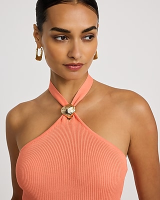 what kind of necklace to wear with a halter dress Necklaces for Different Necklines