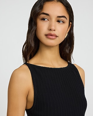 Textured Boat Neck Fitted Sweater Tank