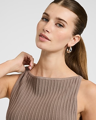 Textured Boat Neck Fitted Sweater Tank