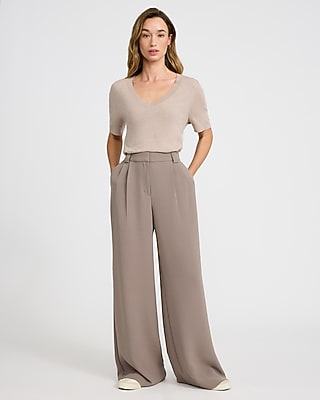 Airy Soft V-Neck Skimming Short Sleeve Sweater - image 3