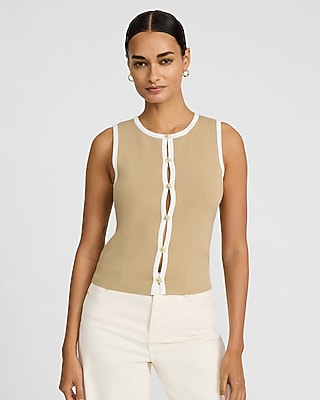 Tipped Cutout Sweater Vest in Airy Soft - thumbnail 5
