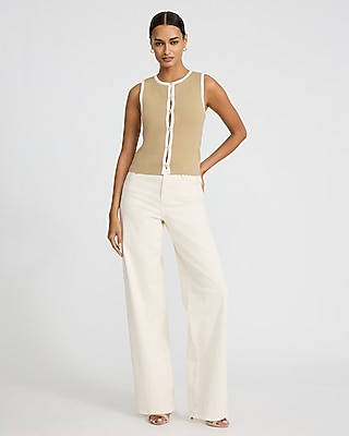 Tipped Cutout Sweater Vest in Airy Soft - thumbnail 8