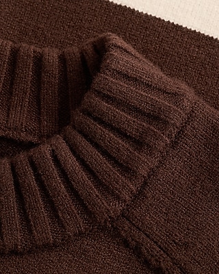 Plush Airy Soft Striped Crew Neck Wide Sleeve Sweater