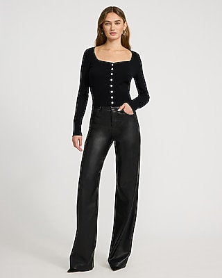 Airy Soft Skimming Sweetheart Neckline Cardigan