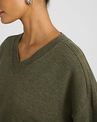 Oversized Relaxed Airy Soft V-Neck Sweater in Ivory - image 3
