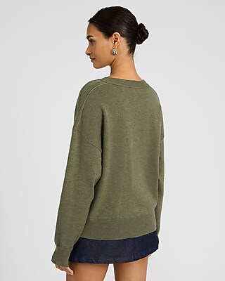Oversized Relaxed Airy Soft V-Neck Sweater in Ivory - image 4