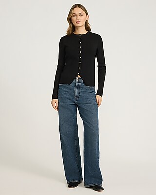 Fitted Ribbed Novelty Button Cutaway Cardigan in Airy Soft - thumbnail 10