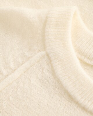 Skimming Crew Neck Sleeveless Sweater