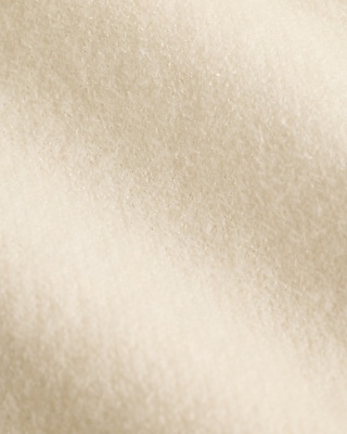 Skimming Crew Neck Sleeveless Sweater