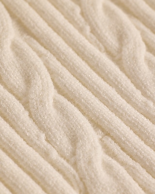 Fitted Cable Knit Crew Neck Sweater