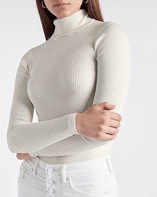 White fitted outlet turtleneck sweater