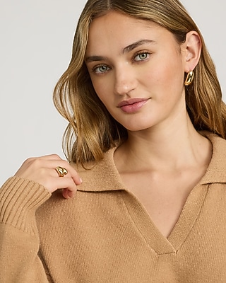 Airy Soft Johnny Collar Sweater