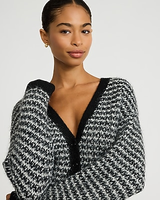 Wool-Blend Textured Striped V-Neck Cardigan - thumbnail 2