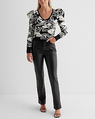 Fitted Floral V-Neck Puff Sleeve Sweater