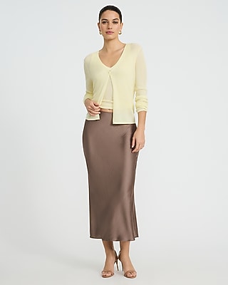 Lightweight Ribbed V-Neck One Button Cardigan