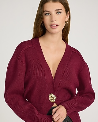 Find Trendy Red & Burgundy Clothes for Every Occasion