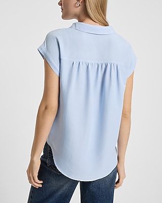 Ruched Short Sleeve Quarter Button Top