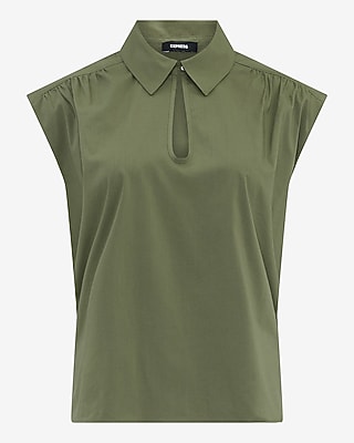 Collared Short Sleeve Keyhole Top