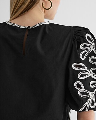 Eyelet Crew Neck Puff Sleeve Top