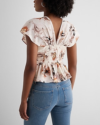 Floral Sweetheart Neckline Peplum Flutter Sleeve Top