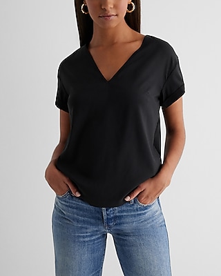 Satin V-Neck Short Cuff Sleeve Gramercy Tee